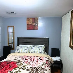 Divine D. 6mins Near Ewr Airport, 4mins To Penn Station / Prudential Newark